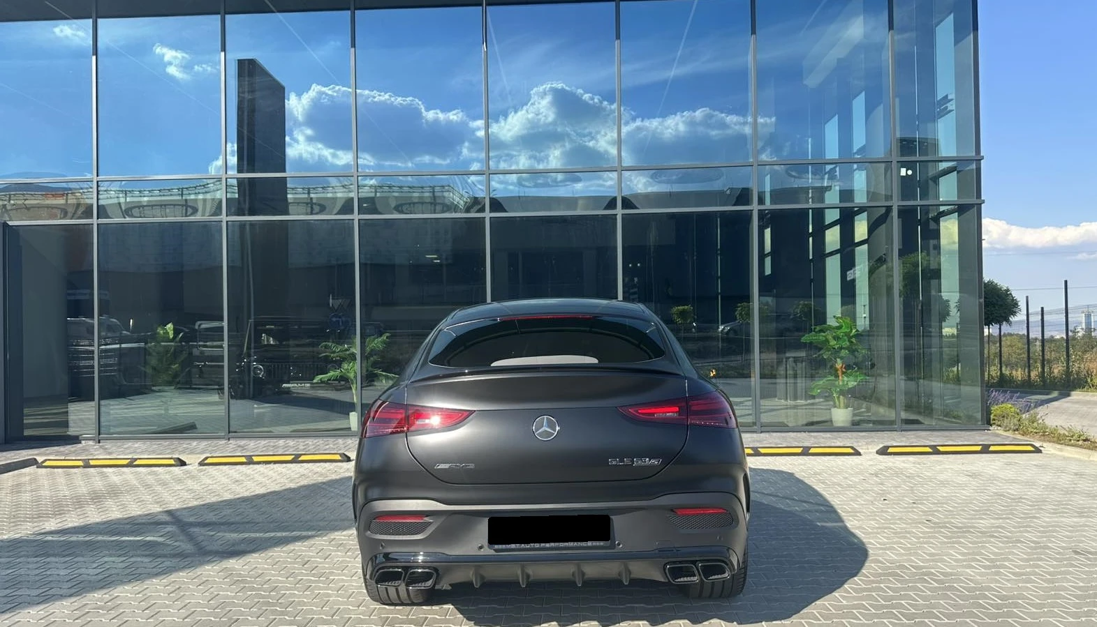 Mercedes-Benz GLE 63 S AMG Coupe 4Matic+ = MGT Select 2 = , снимка 4 - Автомобили и джипове - 56136725