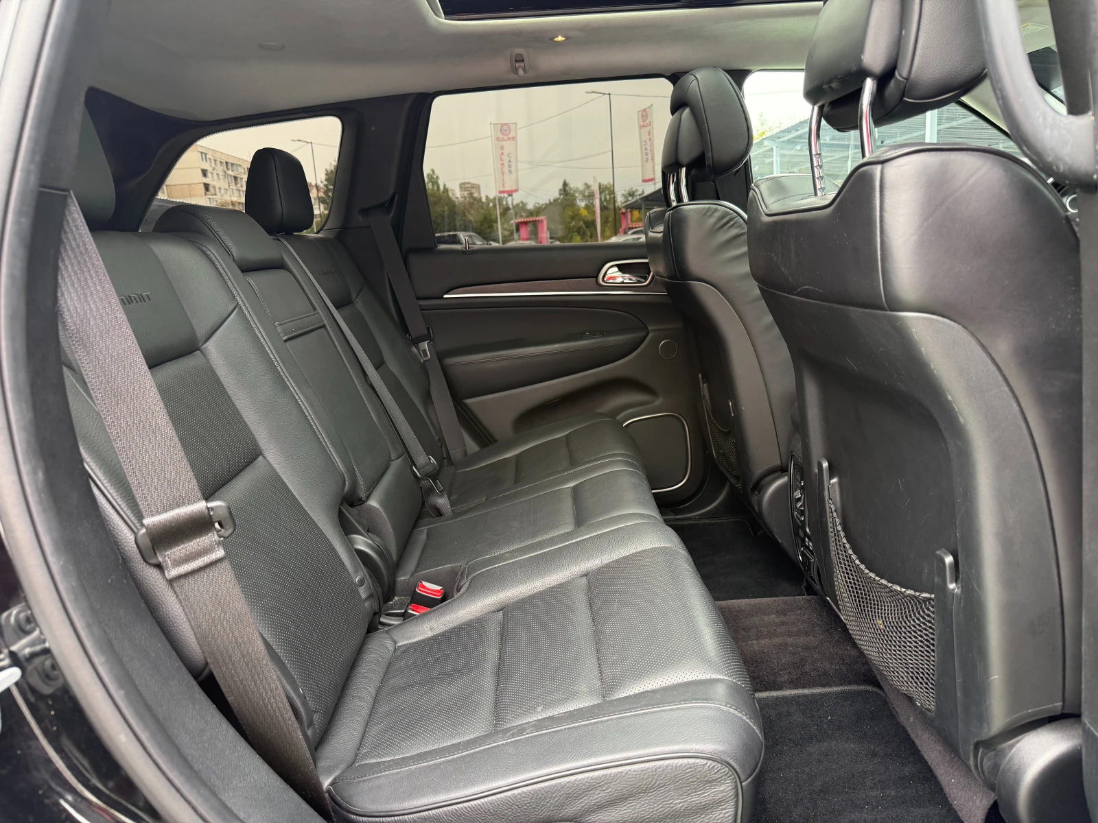 Jeep Grand cherokee SUMMIT 5.7HEMI + GAS, снимка 10 - Автомобили и джипове - 56261781