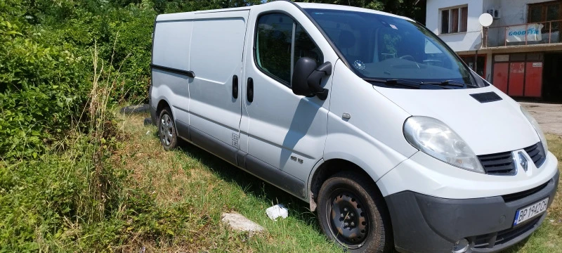 Renault Trafic, снимка 3 - Бусове и автобуси - 47046197