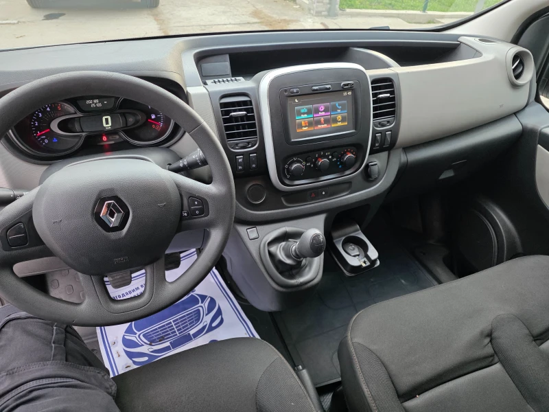 Renault Trafic 1.6dci, снимка 7 - Бусове и автобуси - 53141565