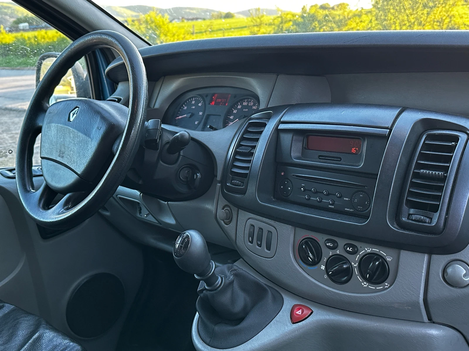 Renault Trafic  - изображение 10