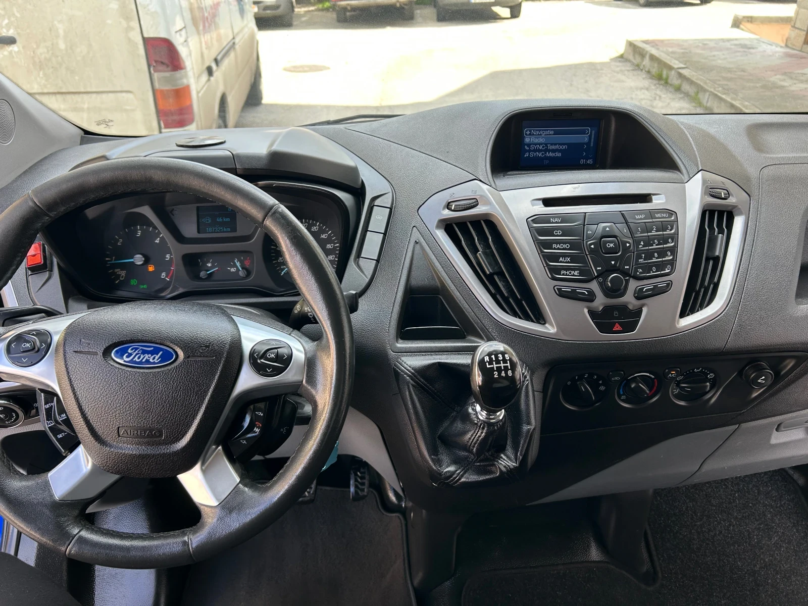 Ford Transit Custom 2.2TDCI 125k.c. , снимка 10 - Бусове и автобуси - 54139026