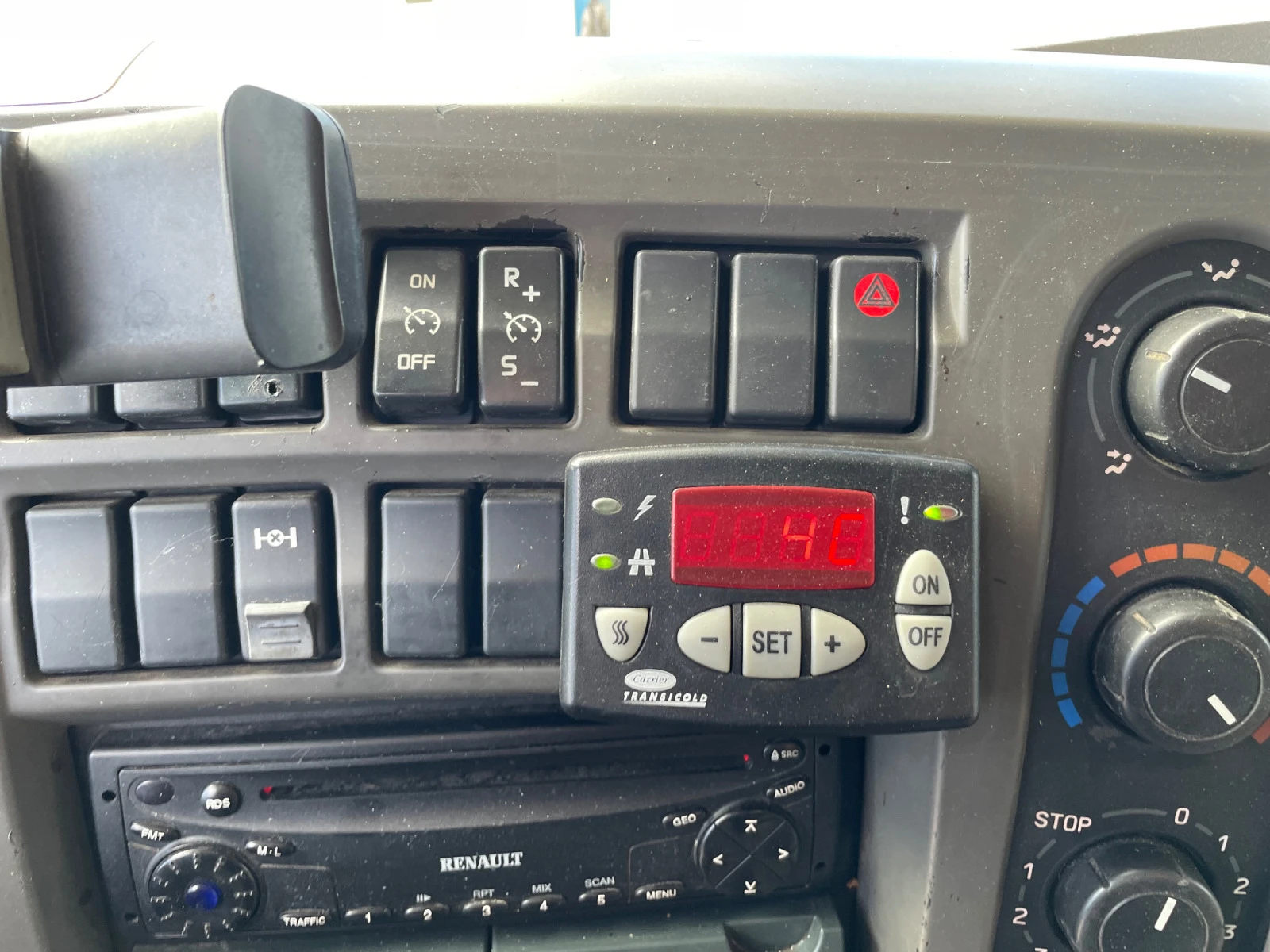 Renault Midlum 18 * * *  | Mobile.bg   13