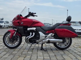 Honda Gold Wing CTX 1300 2018 година