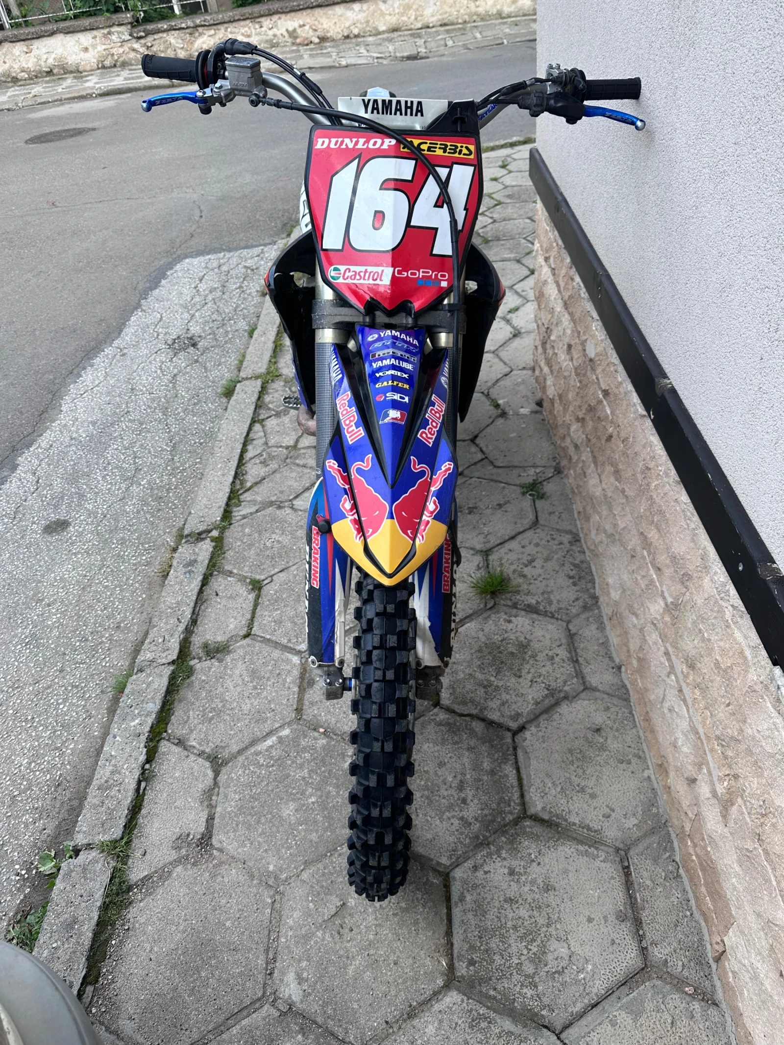 Yamaha Yzf Нов внос/Акрапович/Чисто нови гуми, снимка 8 - Мотоциклети и мототехника - 54768812