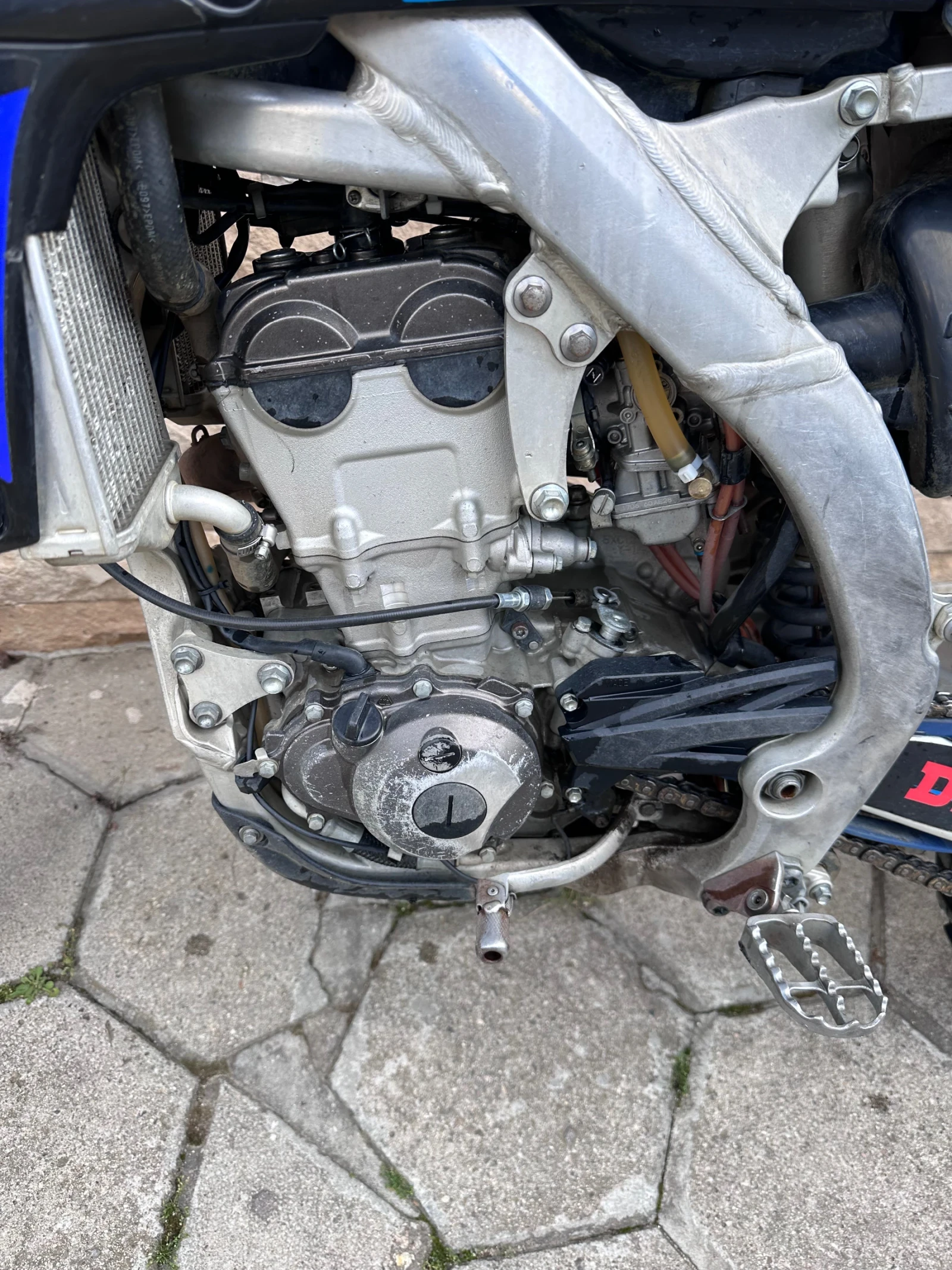 Yamaha Yzf Нов внос/Акрапович/Чисто нови гуми, снимка 3 - Мотоциклети и мототехника - 54768812