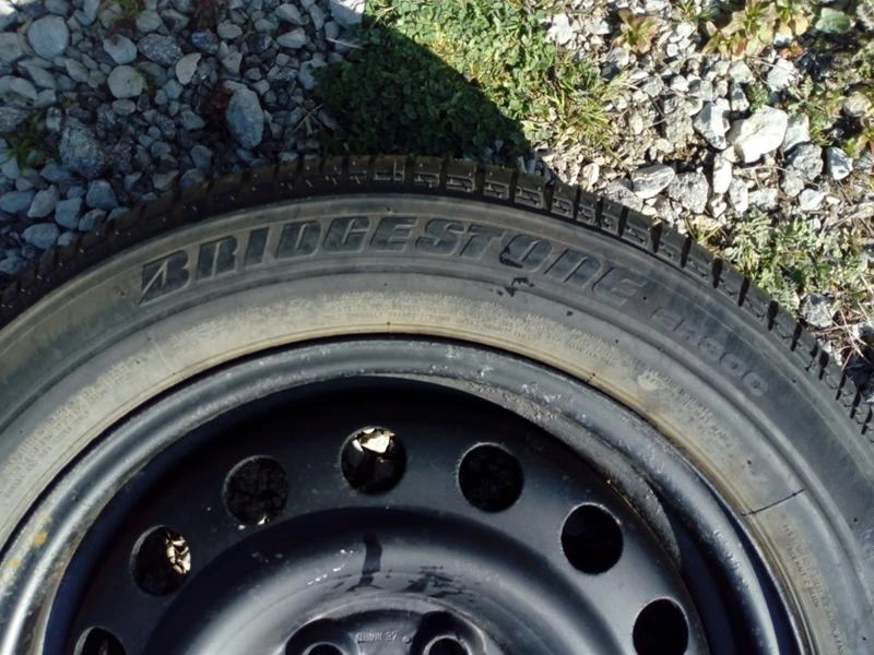 Гуми с джанти Bridgestone 195/60R16, снимка 4 - Гуми и джанти - 32378436