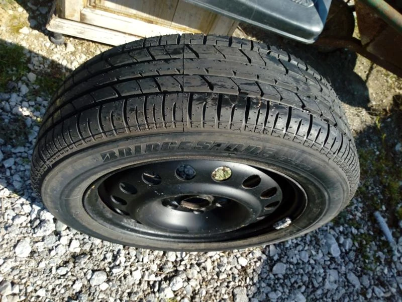 Гуми с джанти Bridgestone 195/60R16, снимка 2 - Гуми и джанти - 32378436