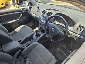 VW Golf 1.6, снимка 5 - Автомобили и джипове - 41508042