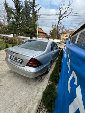 Mercedes-Benz C 220, снимка 4