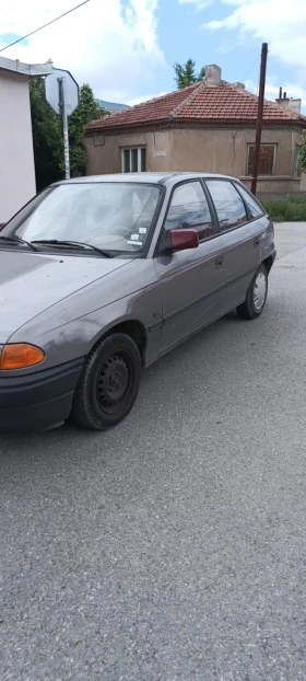 Обява за продажба на Opel Astra 1.6 ~2 000 лв. - изображение 4