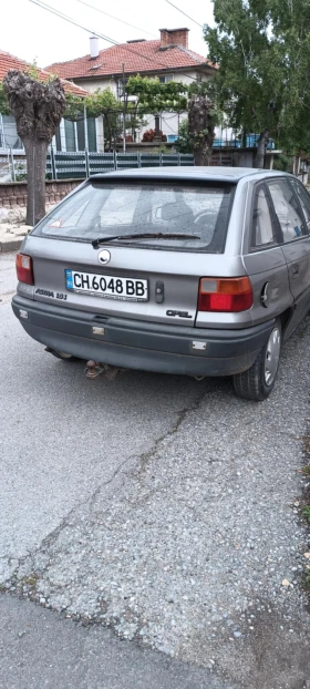 Обява за продажба на Opel Astra 1.6 ~2 000 лв. - изображение 3