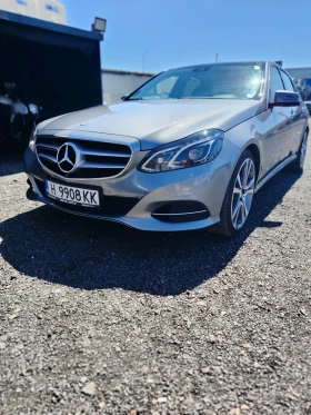 ������ Mercedes-Benz E 300