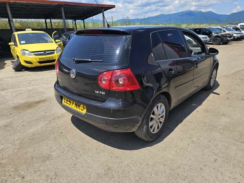 VW Golf 1.6, снимка 4 - Автомобили и джипове - 41508042