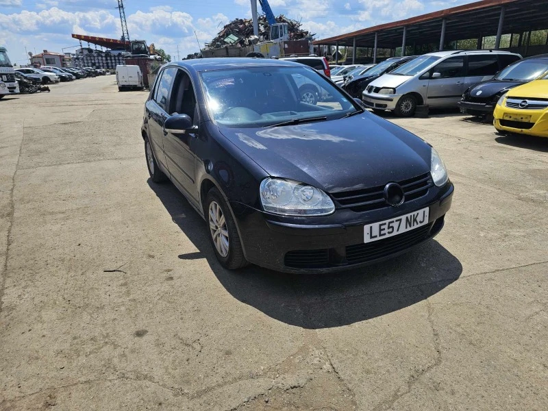 VW Golf 1.6, снимка 3 - Автомобили и джипове - 41508042