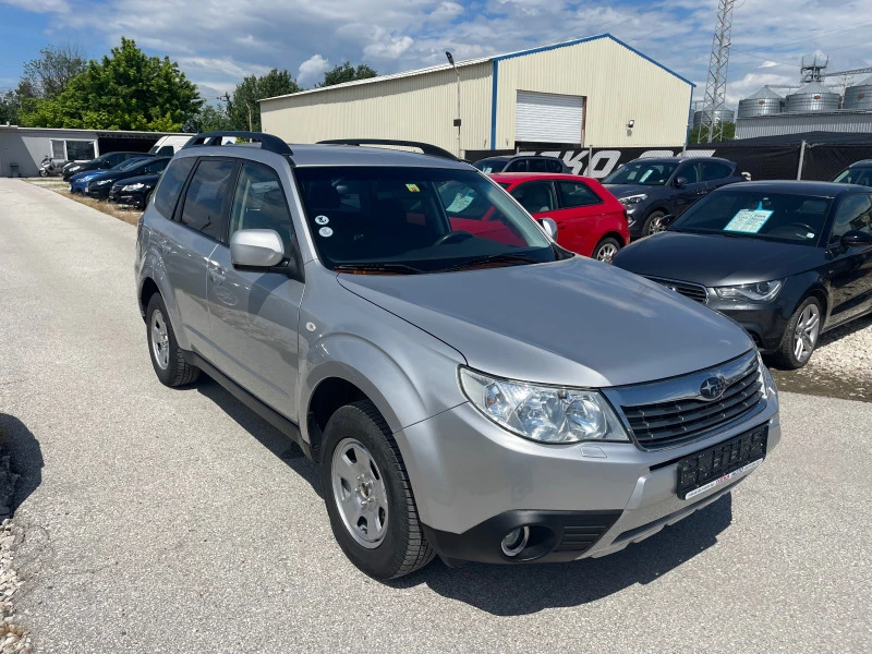 Subaru Forester 2.0i, снимка 3 - Автомобили и джипове - 46017859