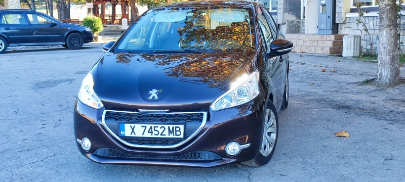 Peugeot 208 1.6hdi, снимка 9 - Автомобили и джипове - 47881238