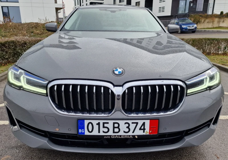 BMW 530 Хибрид* Нави* Камера* Подгрев* ТОП!!!, снимка 2 - Автомобили и джипове - 48269608