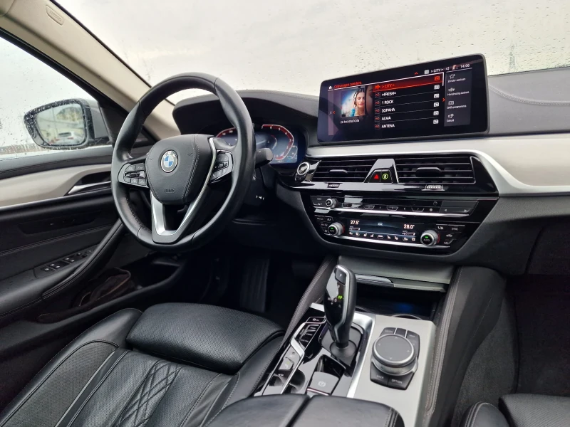 BMW 530 Хибрид* Нави* Камера* Подгрев* ТОП!!!, снимка 12 - Автомобили и джипове - 48269608