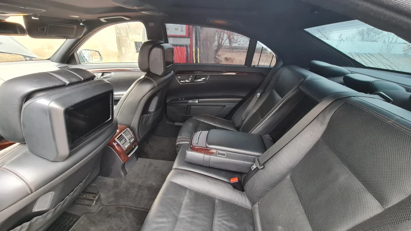 Mercedes-Benz S 500 435 к.с. ПЕРФЕКТЕН, снимка 13 - Автомобили и джипове - 48307228