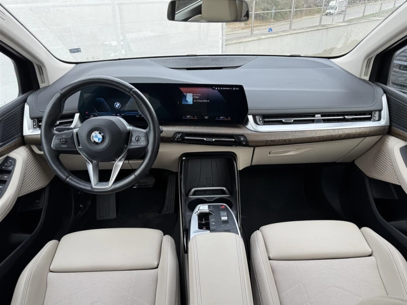 BMW 220 Active Tourer, снимка 7 - Автомобили и джипове - 48423453