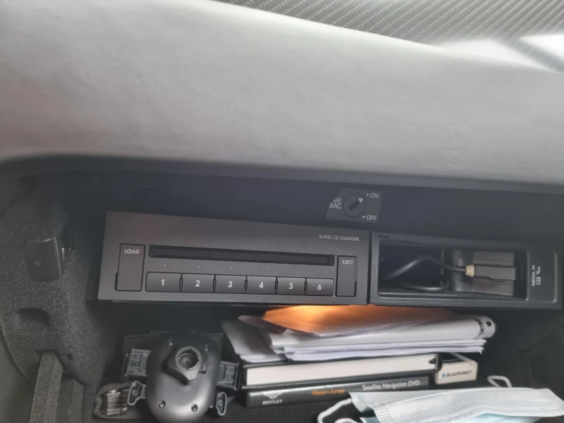 Bentley Continental gt V8S, снимка 10 - Автомобили и джипове - 52511062