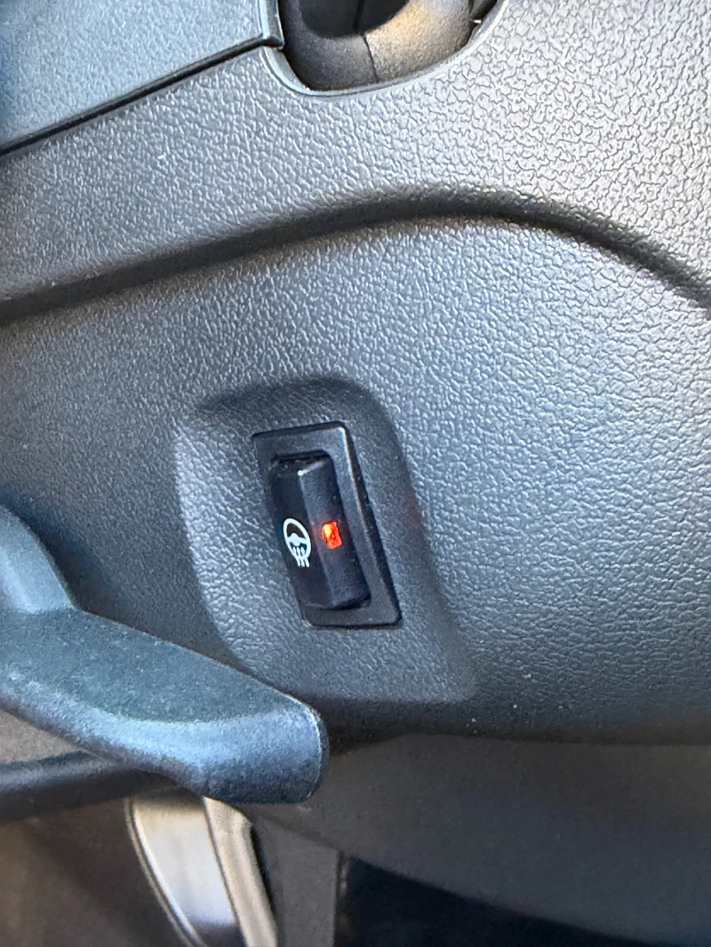 Mini Cooper SE Yours Resolute edition в Гаранция, снимка 11 - Автомобили и джипове - 52065402