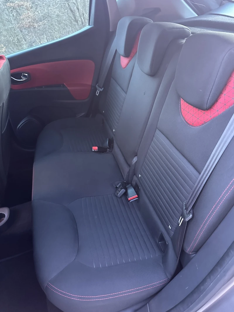 Renault Clio 1.5dci Red Line, снимка 15 - Автомобили и джипове - 52821373