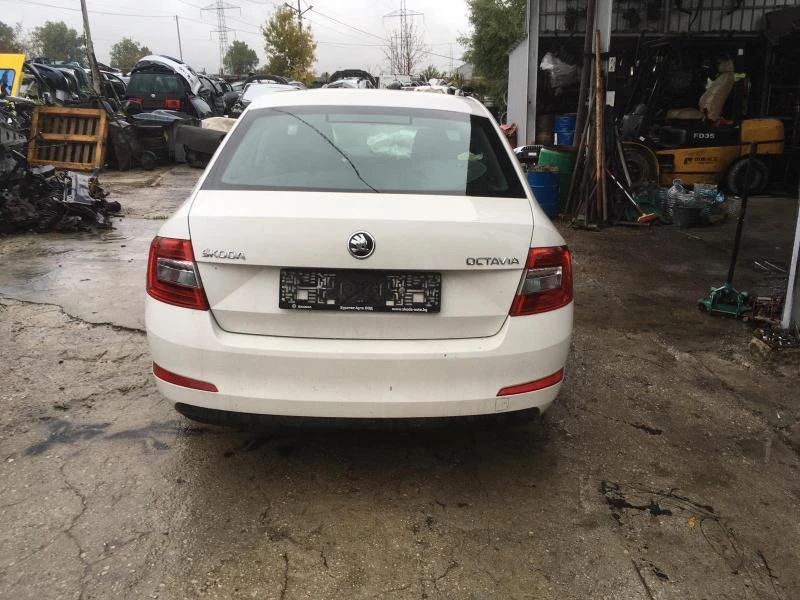 Skoda Octavia 1.2 TFSI - изображение 2