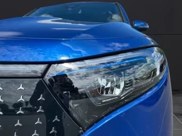 Mercedes-Benz EQB 300 AMG 4matic Led Distronic HuD Blind spot, снимка 6 - Автомобили и джипове - 55128066