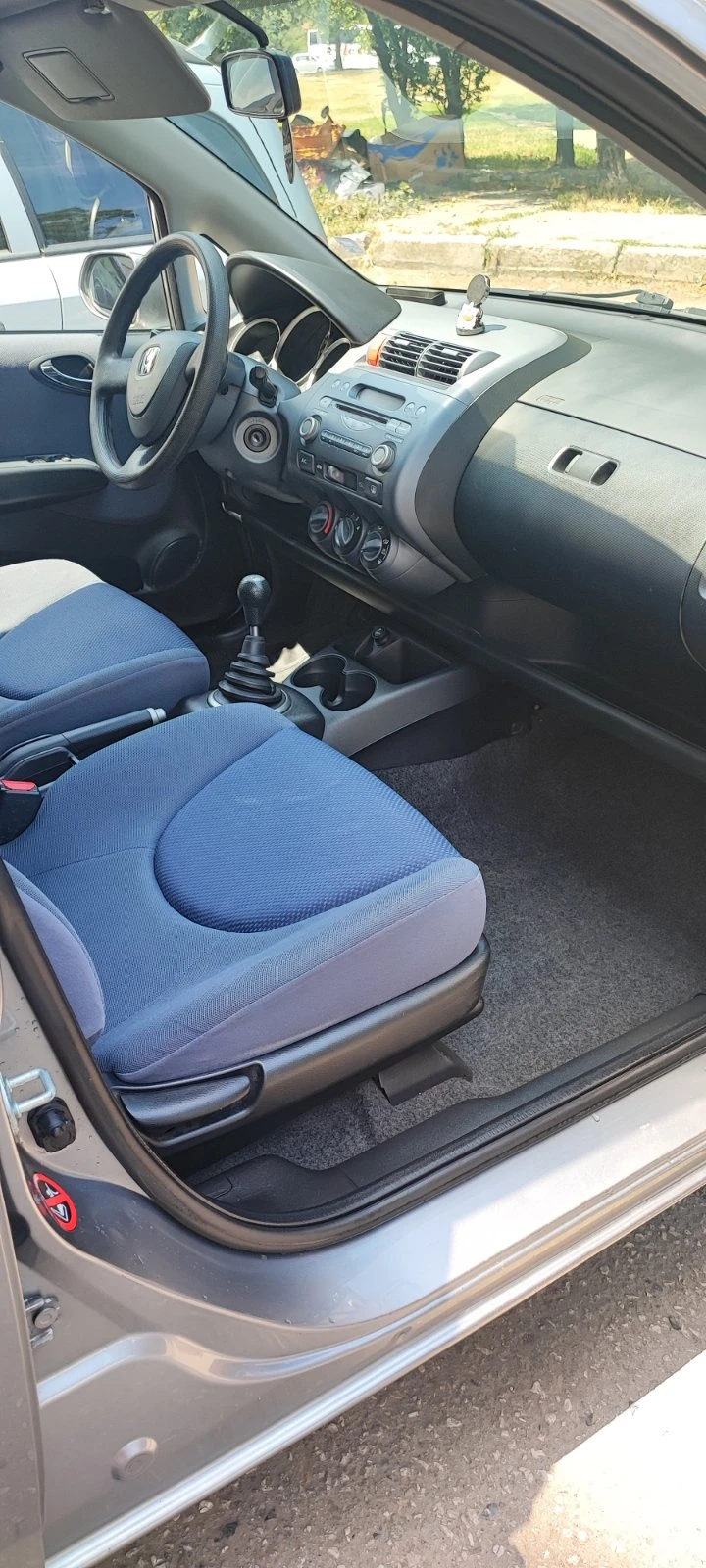 Honda Jazz, снимка 3 - Автомобили и джипове - 55334144