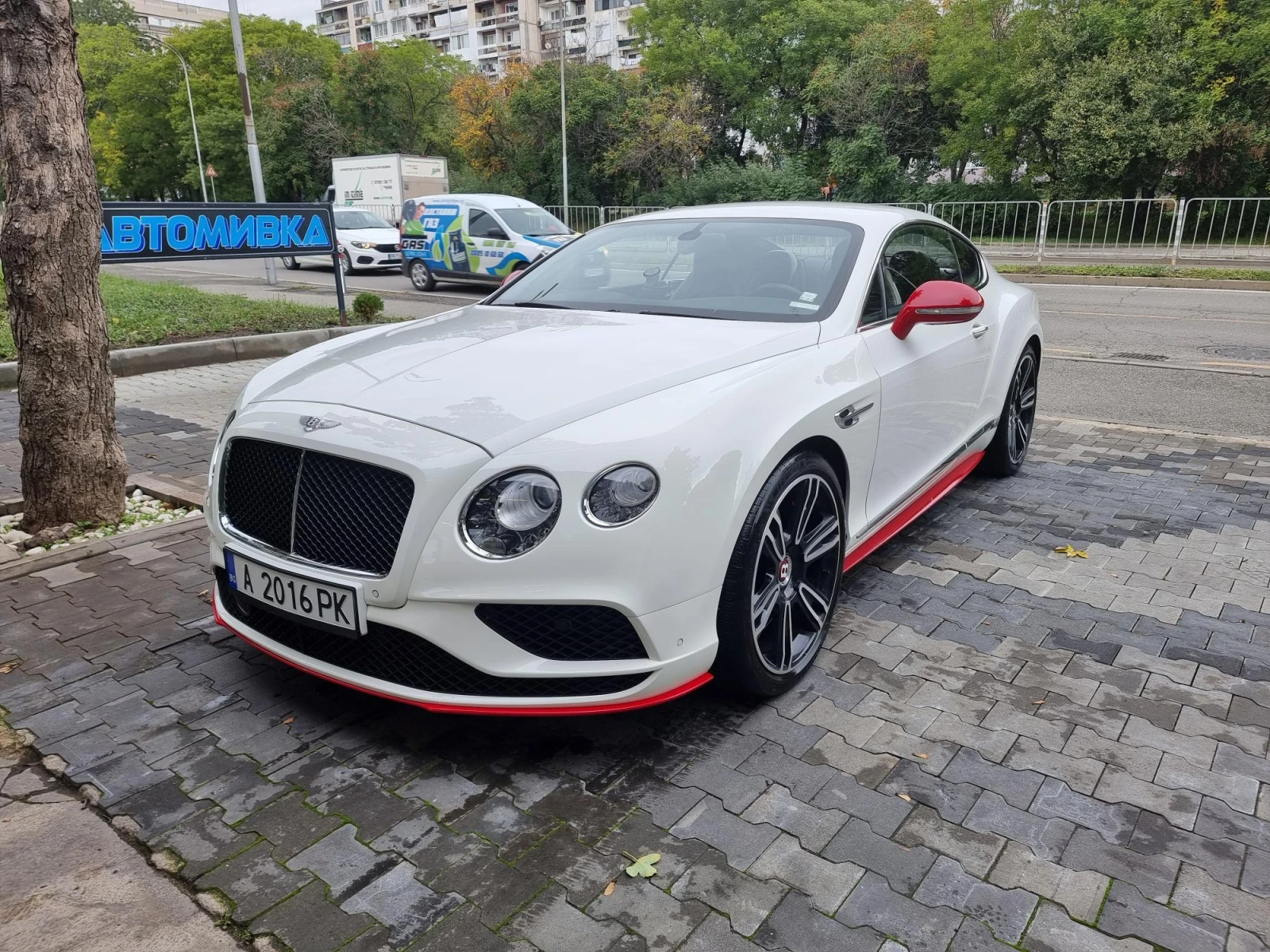 Bentley Continental gt V8S, снимка 1