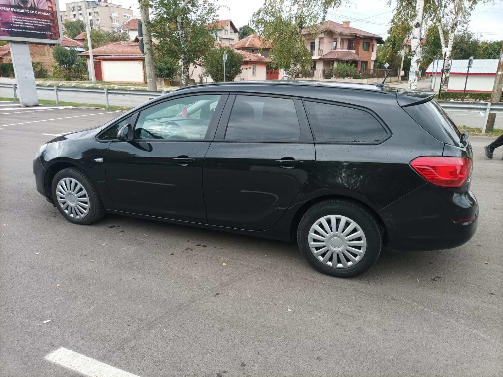 Opel Astra SportsTourer 1.7 CDTI - изображение 6