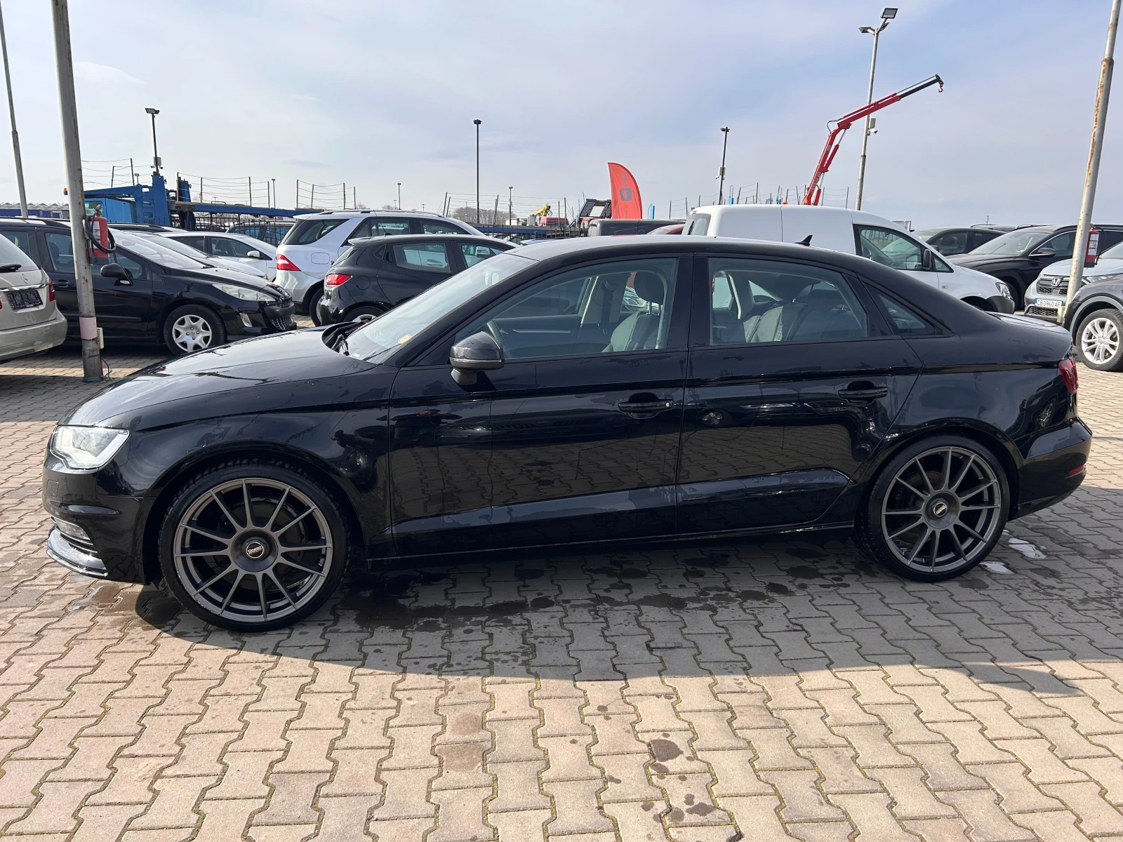 Audi A3 2.0 TDI Limusine NAVI  - изображение 9