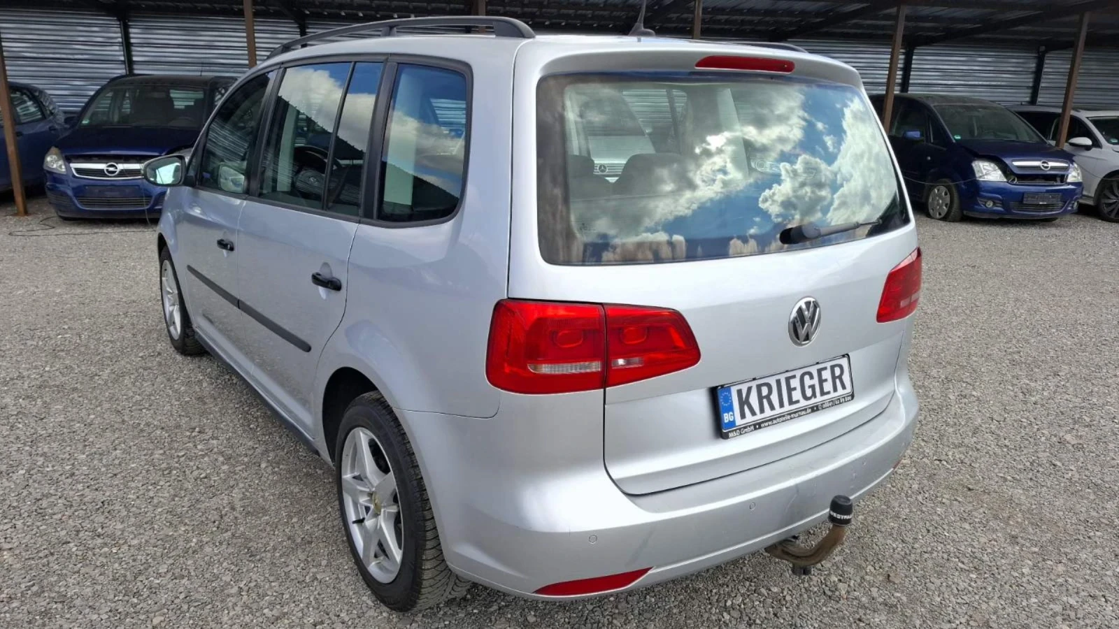 VW Touran 1.6TDI NOV VNOS GERMANY - изображение 8