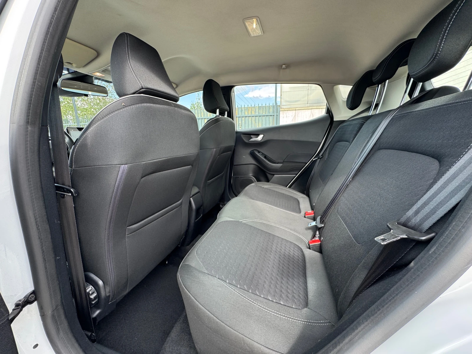Ford Fiesta 1.5-TDCI-NAVI- - изображение 10