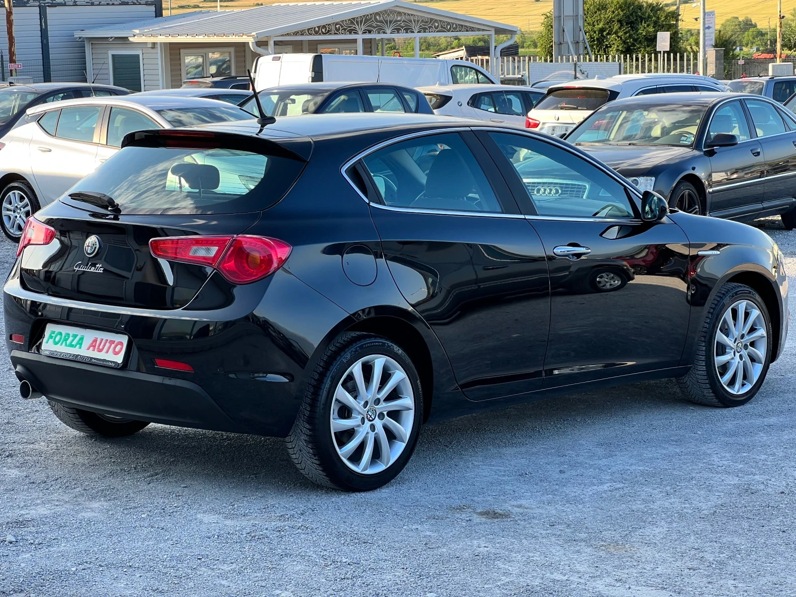 Alfa Romeo Giulietta 1.6 JTDM-NAVI-EURO 6B - изображение 4