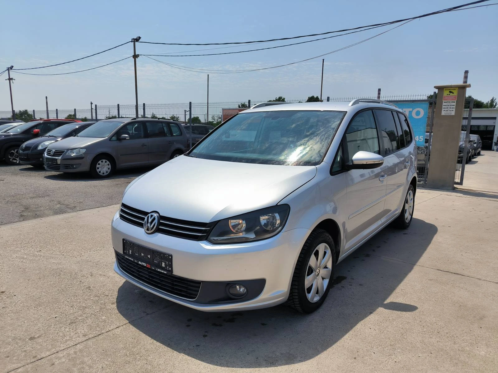 VW Touran 1.4-6sk-Euro-5B - изображение 2