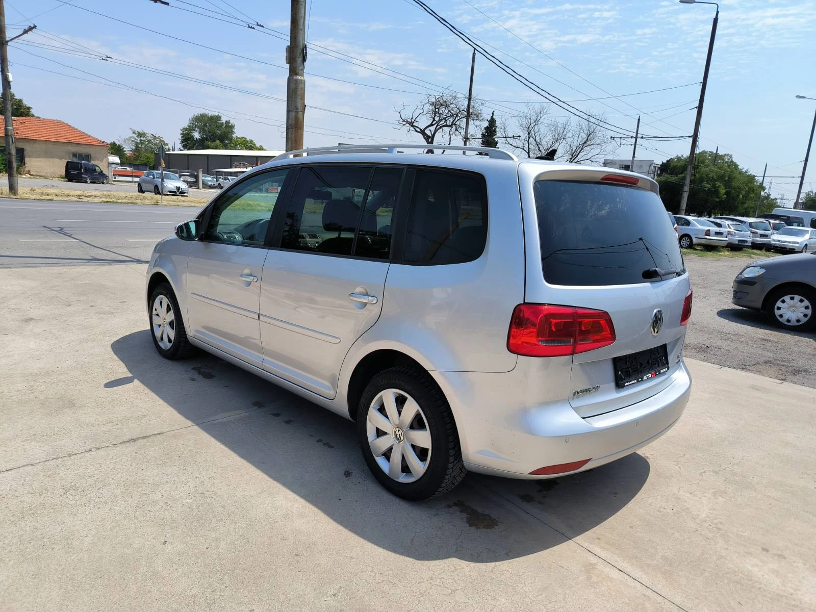 VW Touran 1.4-6sk-Euro-5B - изображение 7
