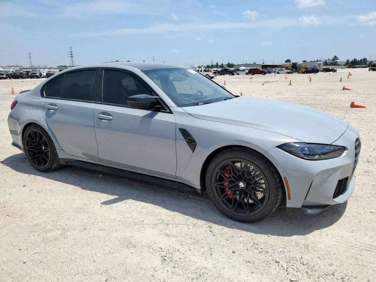 BMW M4 COMPETITION - изображение 4