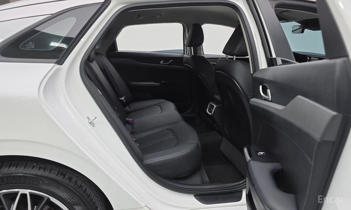 Kia K5 2.0 LPI TRENDY * -   *  | Mobile.bg   11