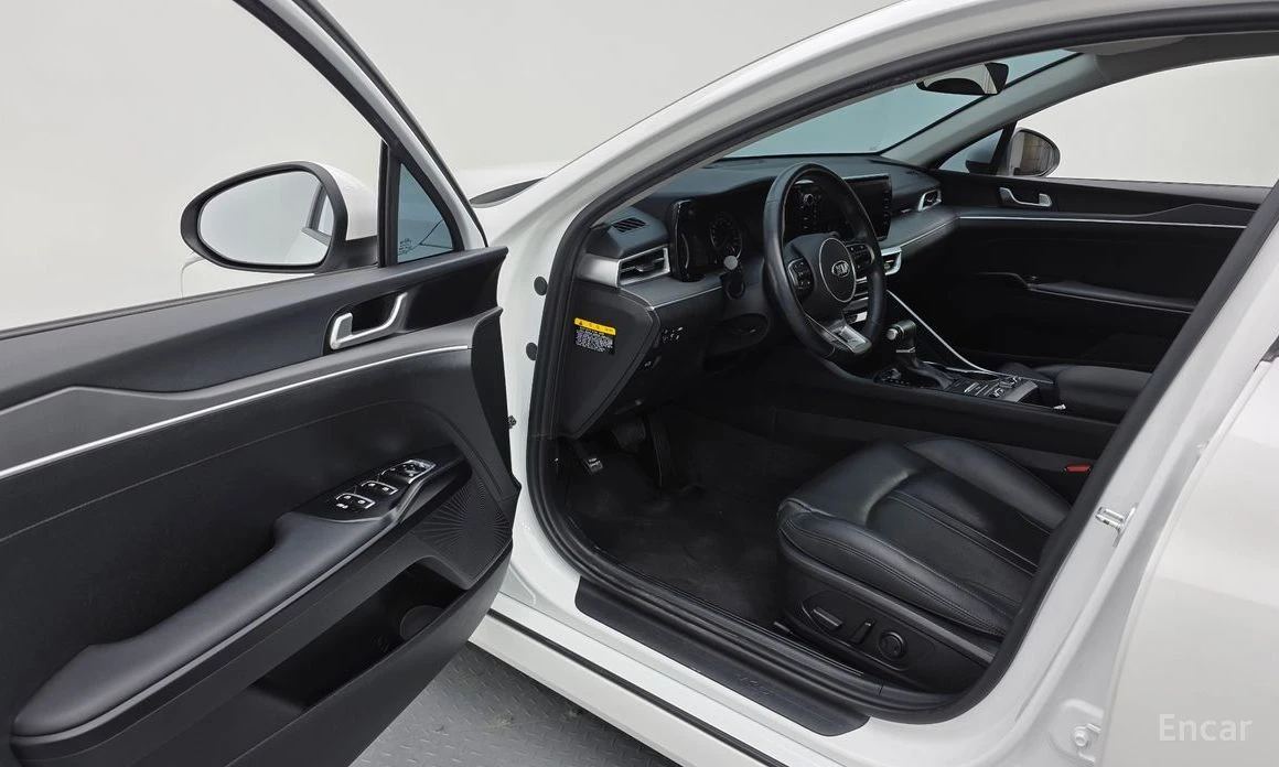 Kia K5 2.0 LPI TRENDY * НАЙ-ДОБРА ЦЕНА В БЪЛГАРИЯ*  - изображение 9