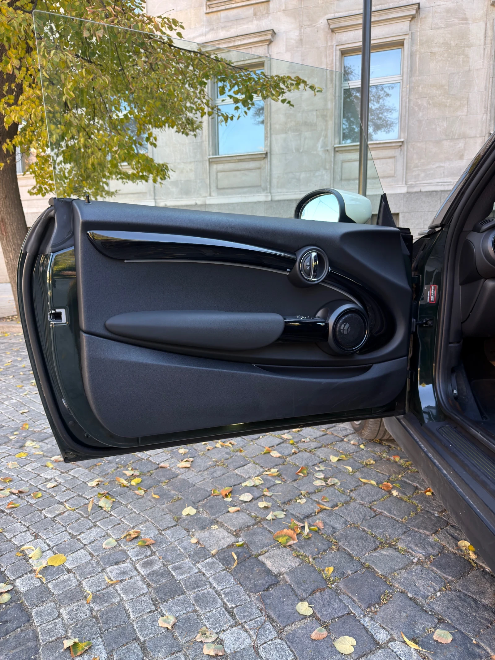 Mini Cooper SE Yours Resolute edition   | Mobile.bg   11