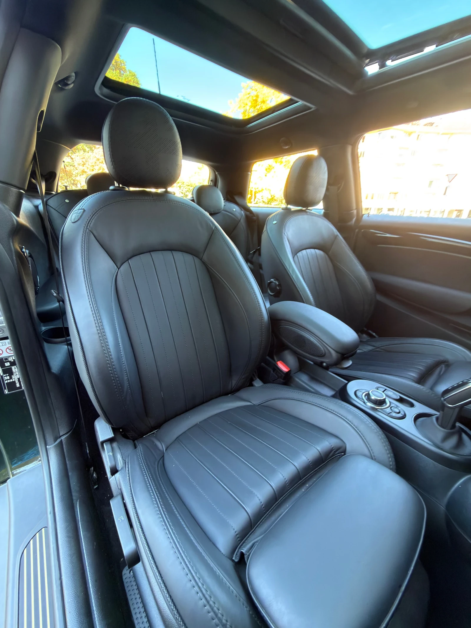 Mini Cooper SE Yours Resolute edition  - изображение 9