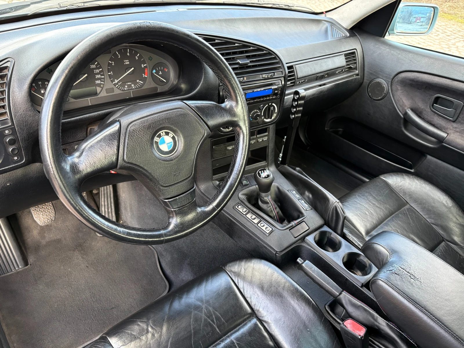 BMW 318 is  | Mobile.bg � ����������� 9