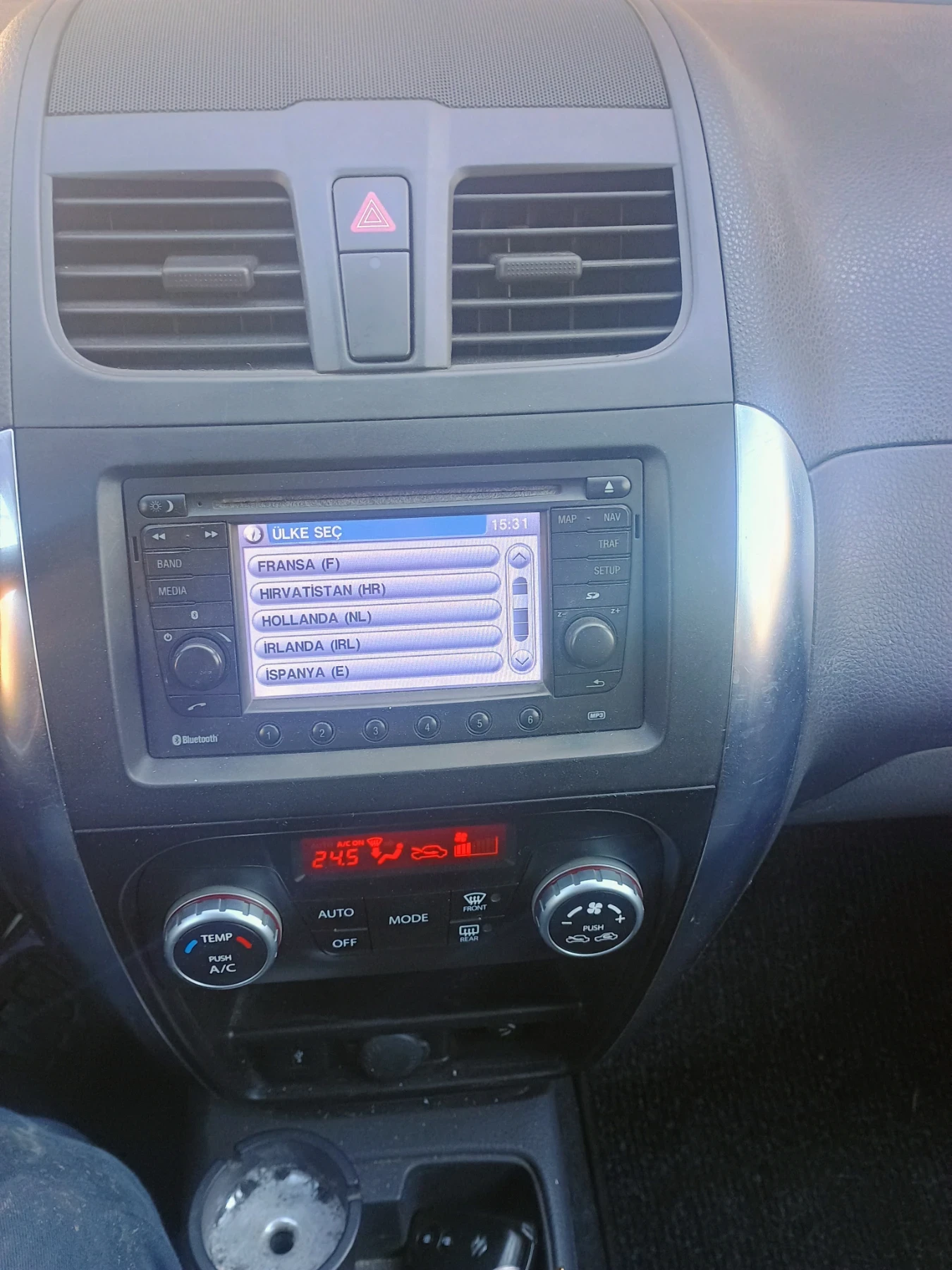 Suzuki SX4, снимка 10 - Автомобили и джипове - 53865296