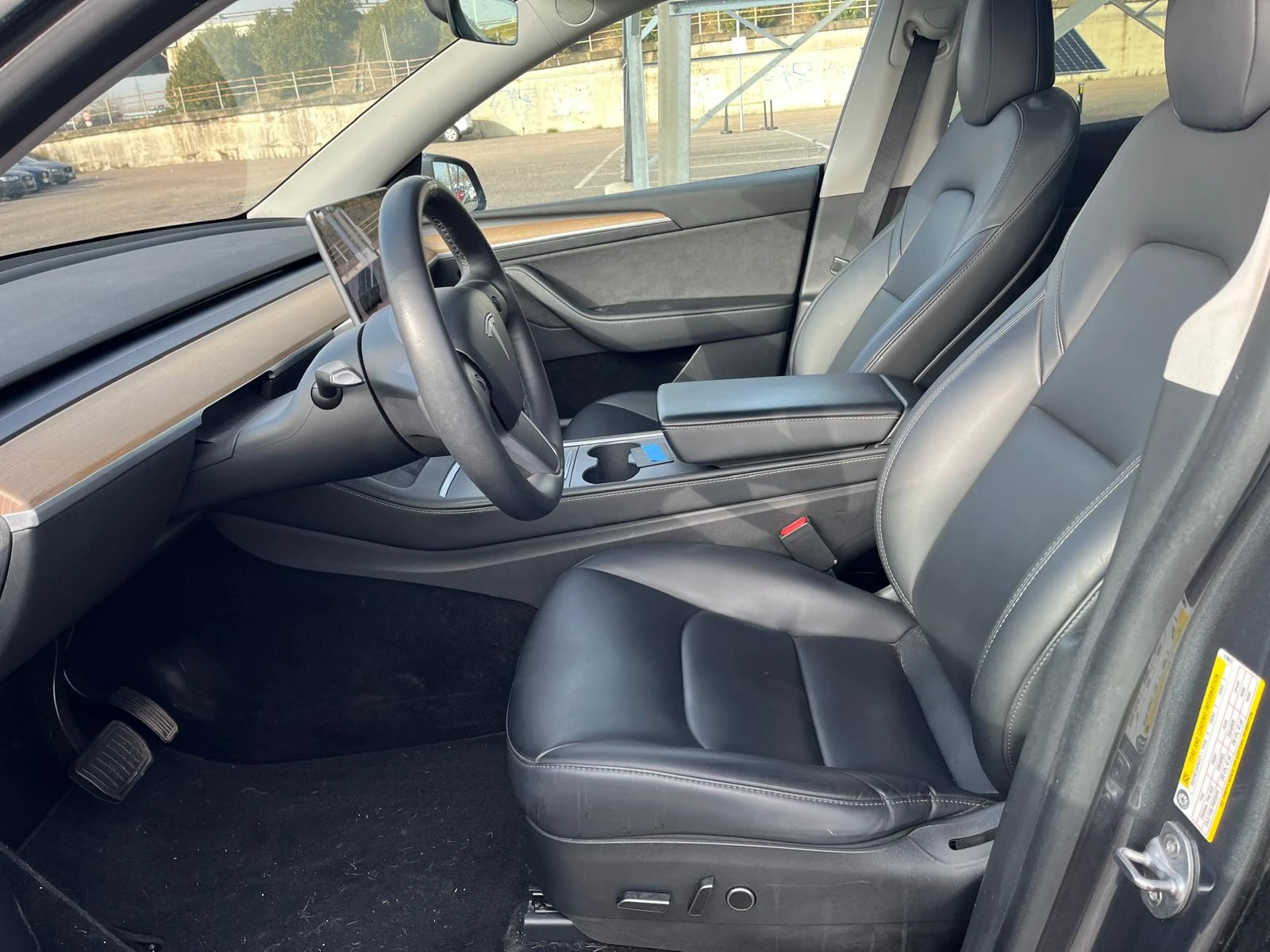 Tesla Model Y  4х4 Европейска Гаранция, снимка 9 - Автомобили и джипове - 53748598