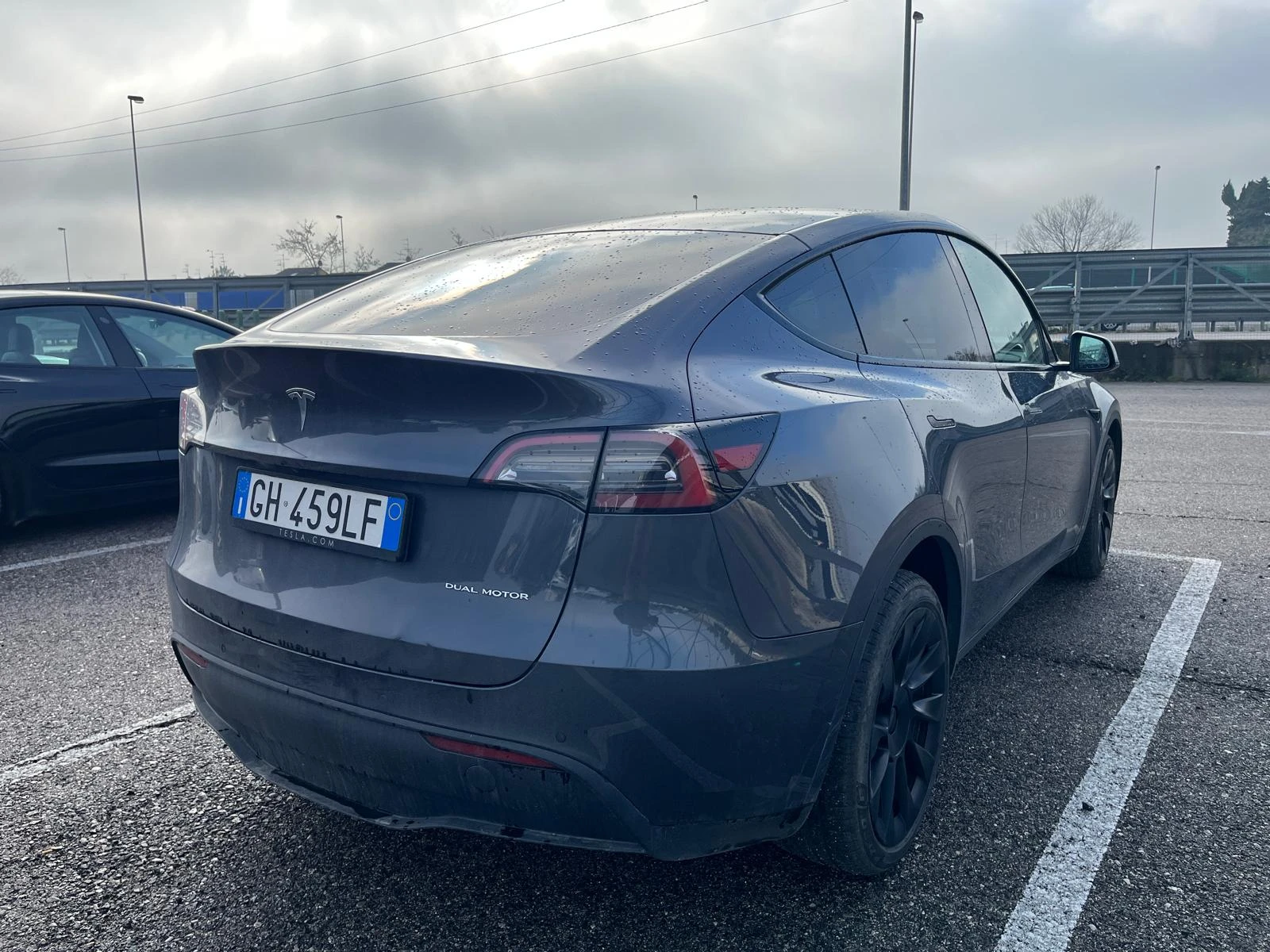 Tesla Model Y  4х4 Европейска Гаранция, снимка 3 - Автомобили и джипове - 53748598