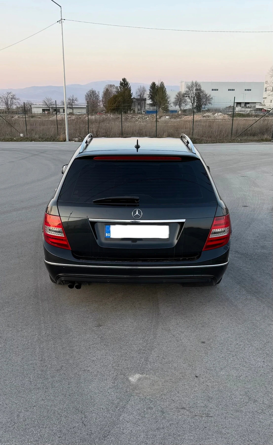 Mercedes-Benz C 200, снимка 8 - Автомобили и джипове - 53906411