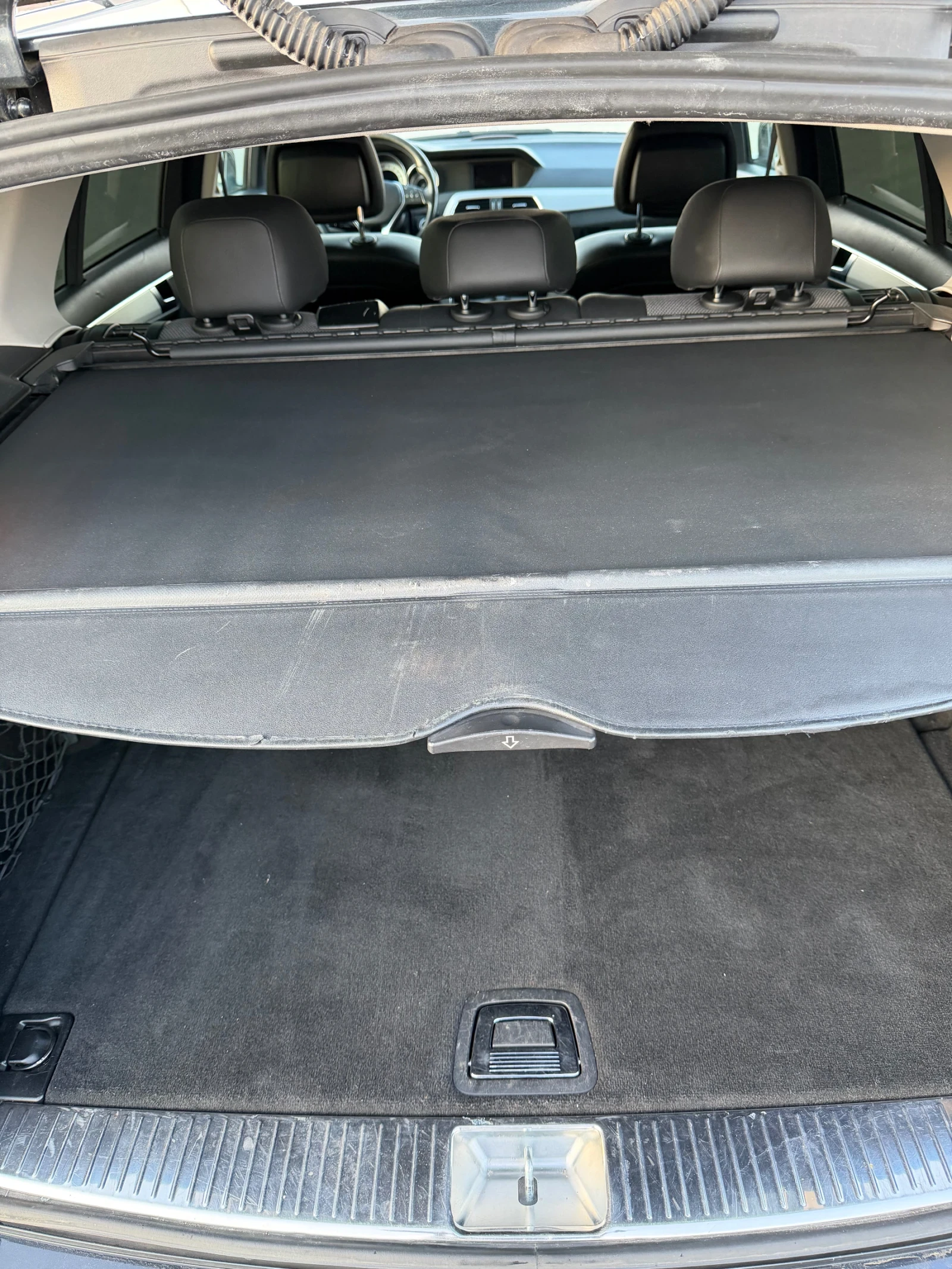 Mercedes-Benz C 200, снимка 13 - Автомобили и джипове - 53906411